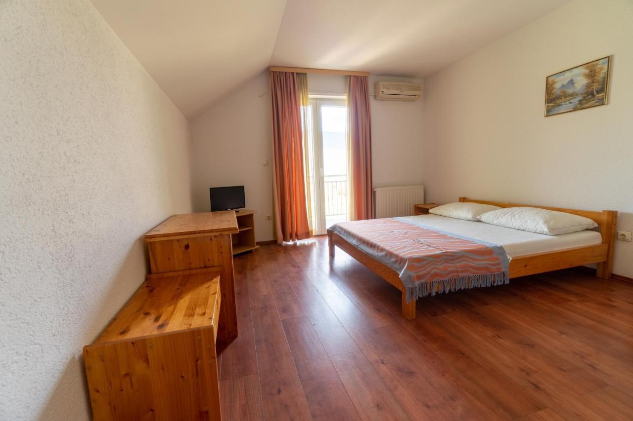 Hotel & Restaurant Babic Vranovaca Exterior photo