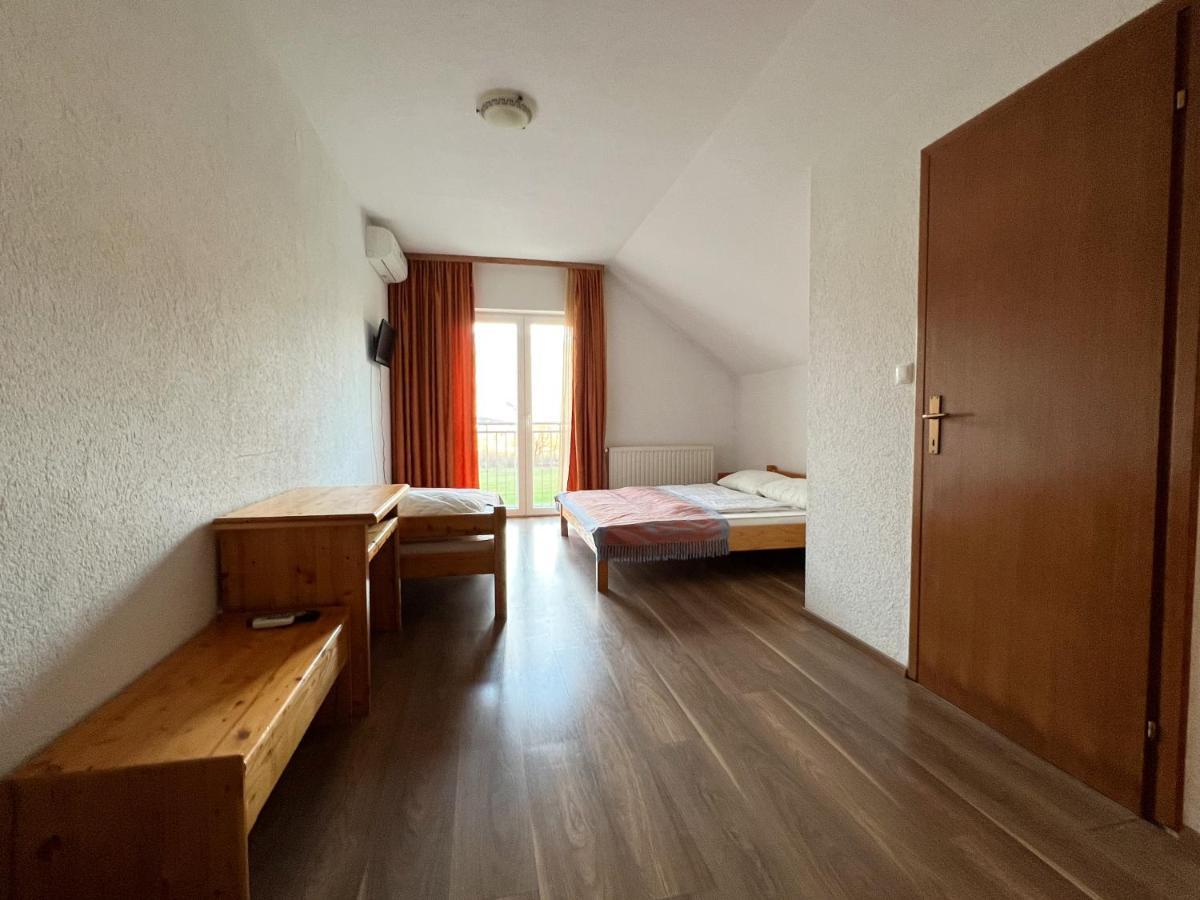 Hotel & Restaurant Babic Vranovaca Exterior photo